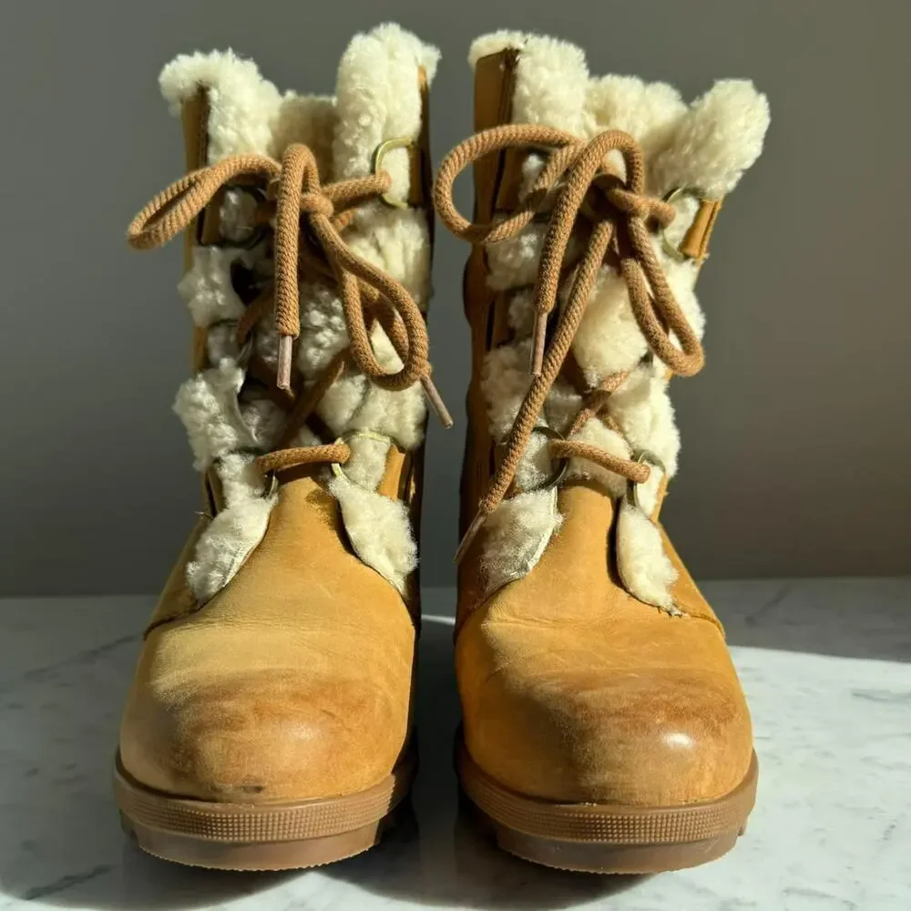 Sorel stay stylish